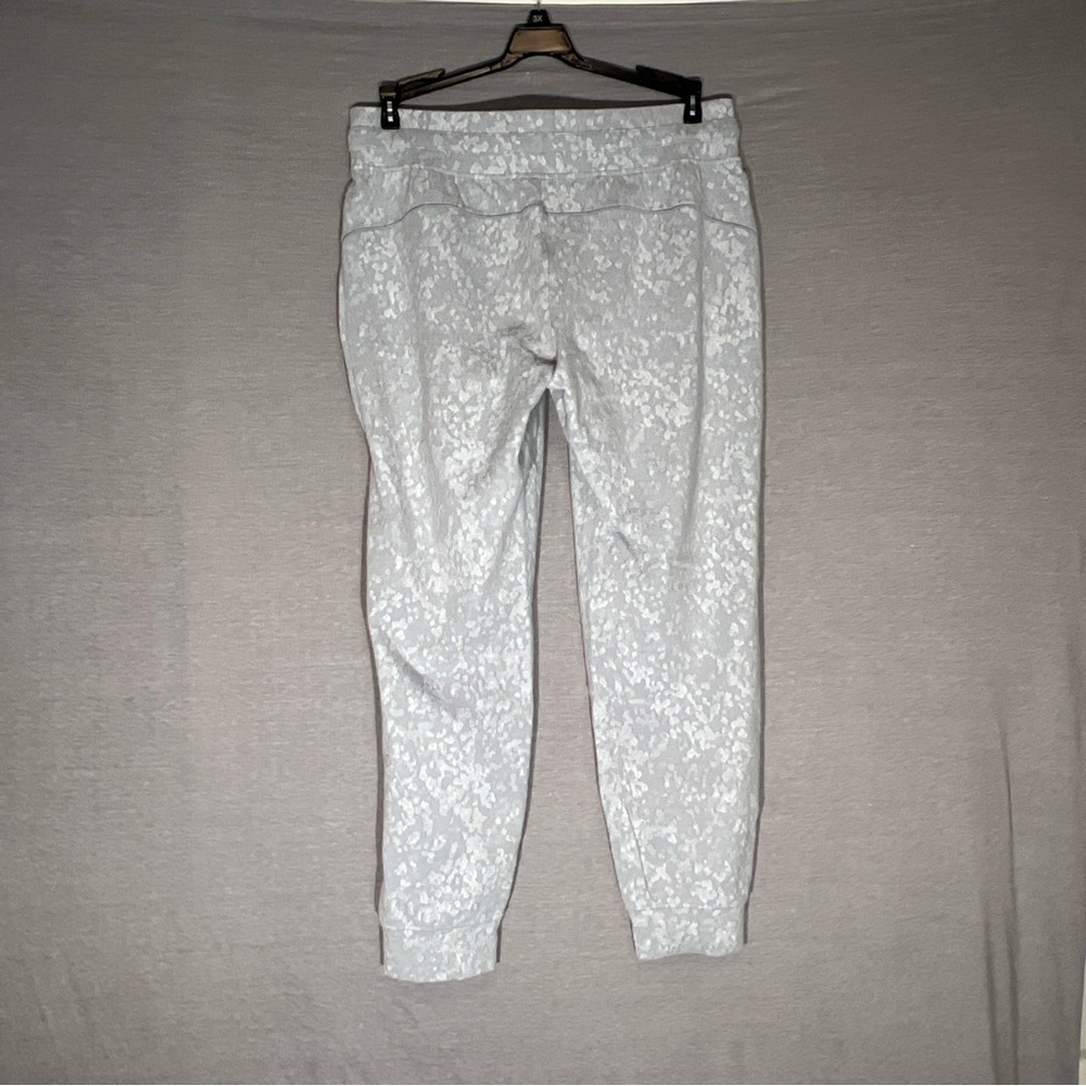 Lululemon Ready to Rulu Jogger size 10 - Picture 6 of 10